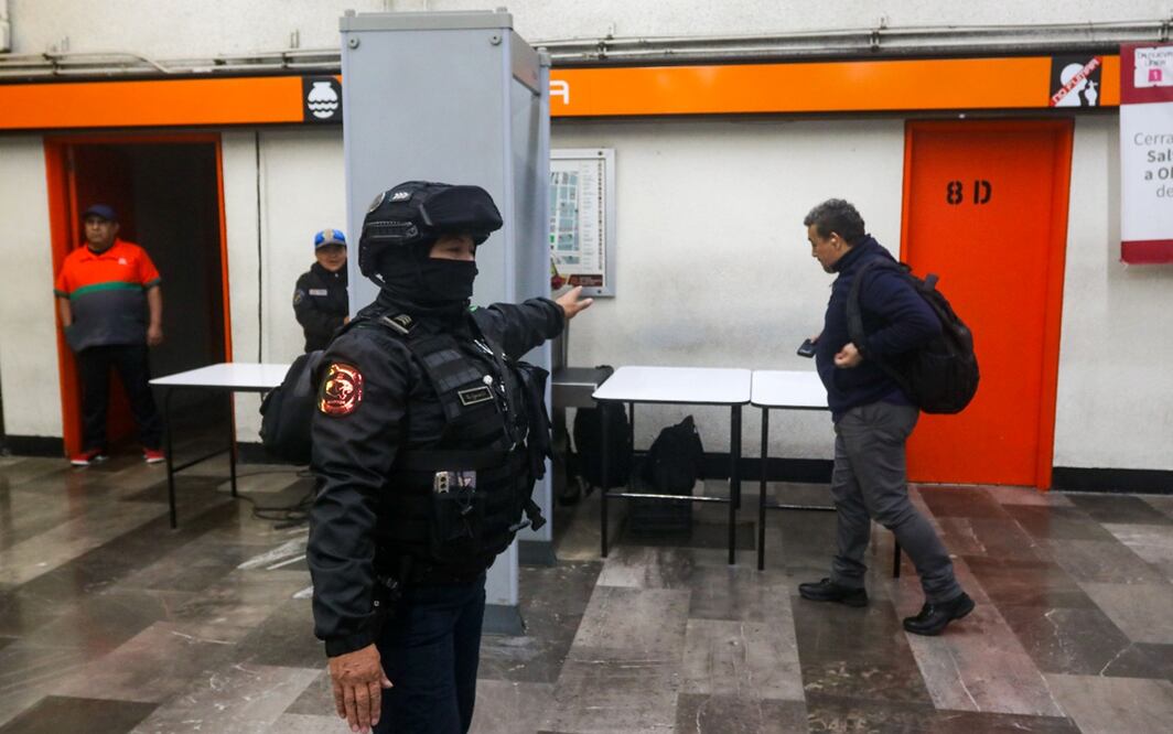 Diputados de la CDMX pidieron al Metro y a la SSC reforzar la vigilancia durante las fiestas decembrinas. Foto: Axel Sánchez/EL UNIVERSAL