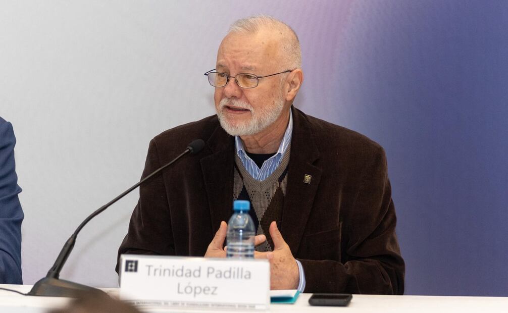El rector de la Universidad de Guadalajara, Ricardo Villanueva Lomelí y la directora general de la FIL, Marisol Schulz, presentaron del Balance de la FIL Guadalajara 2024. Foto Hugo Salvador/ El Universal.