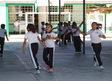 Suspenden clases en Sinaloa por "Lorena"