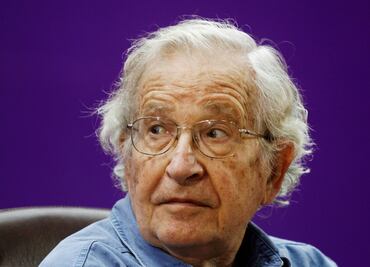 ¿Muerte de Noam Chomsky? La "fake news" en la que cayó el mundo