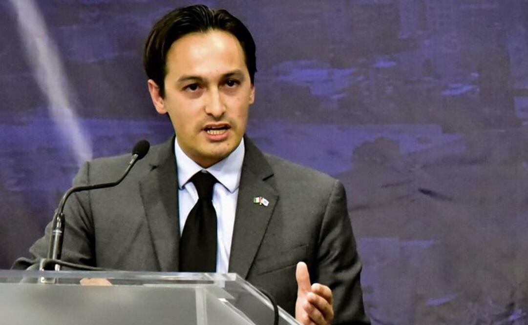 El dirigente del blanquiazul señaló que la administración fue clara en ciertas acciones, como el cinturón de paz o el acompañamiento de mujeres policías en la marcha, pero “fue insuficiente para contener la ira de las manifestantes”. Foto: Especial