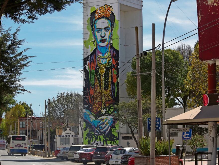 Los murales llevarán códigos QR que contarán la historia del personaje o darán una explicación del por qué se realizó esa  intervención, refirió el alcalde. Foto: JORGE ALVARADO. EL UNIVERSAL