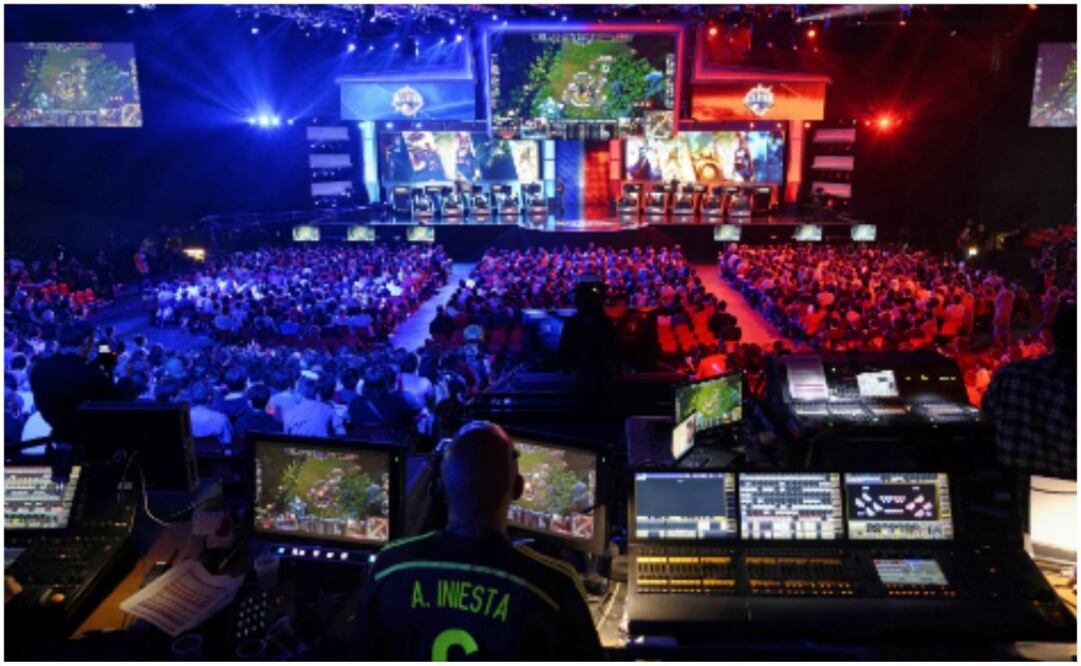 Esta disciplina, convoca a miles de personas que llenan los estadios con videojuegos como Starcraft o League of Legends, generando un enorme mercado de patrocinios y publicitario