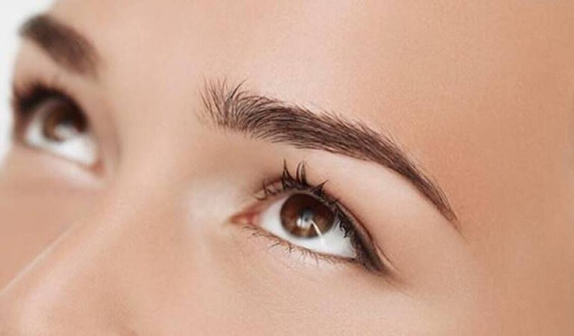 Con el uso del aceite de almendras, tendrás unas cejas perfectas / Foto: Pexels