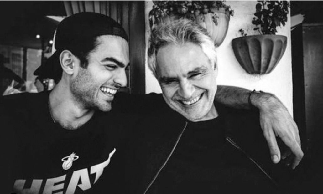 Matteo Bocelli se deja guiar por su padre