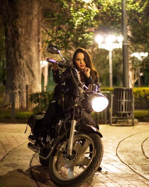 Ela Corez, actriz, que compartió su vida con Xava Drago por cinco años.
Foto: Instagram, vía @elacorez