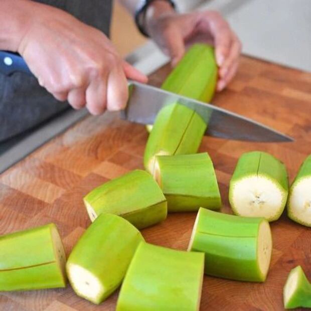 Haz muéganos de plátano macho en casa