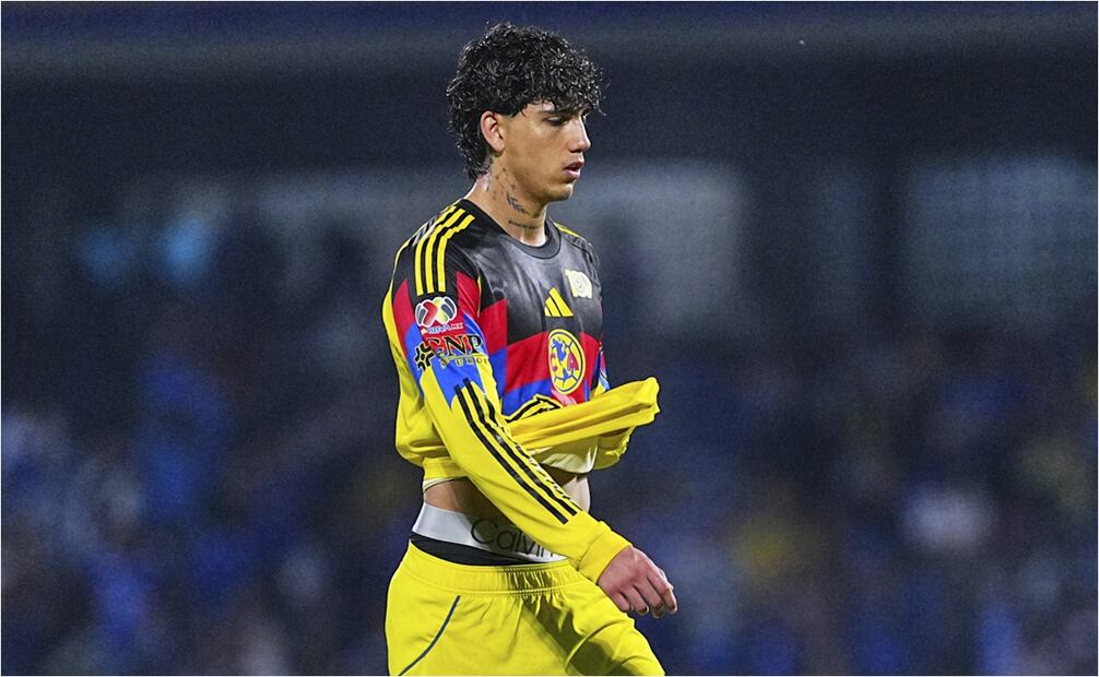 Kevin Álvarez durante el encuentro ante Cruz Azul. FOTO: IMAGO7