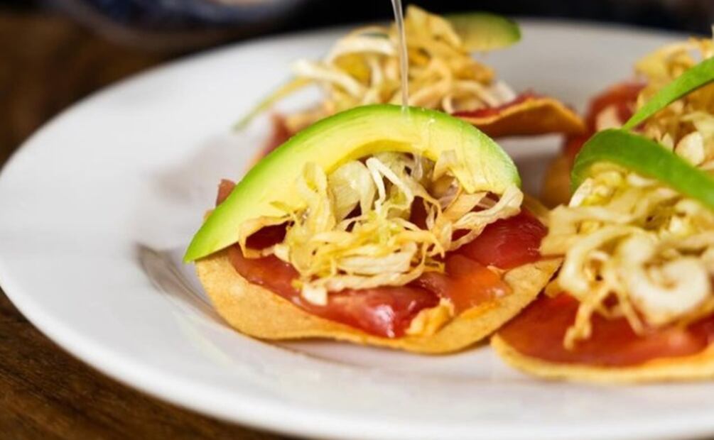 La tostada de atún en Contramar. Foto: Cortesía