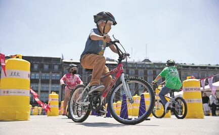 De karaoke a biciescuela: ¿Qué hacer este fin de semana en el Zócalo de la CDMX?