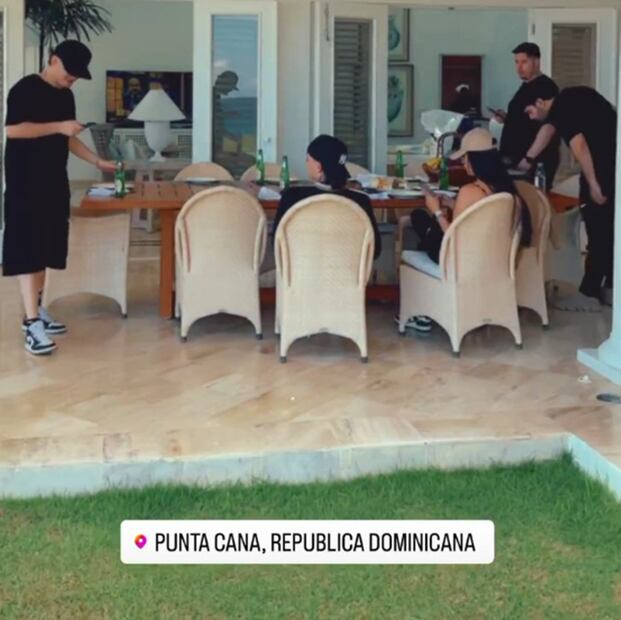 El cantante de corridos tumbados Peso Pluma contará con la presencia de Diana Méndez en su nuevo video musical, titulado "Bye".
Fotos: Instagram