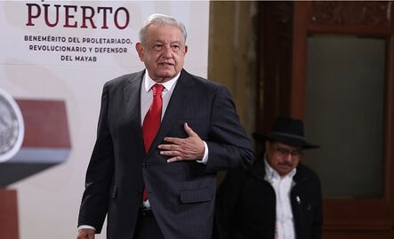 AMLO urge a INE investigar guerra sucia en su contra en redes sociales