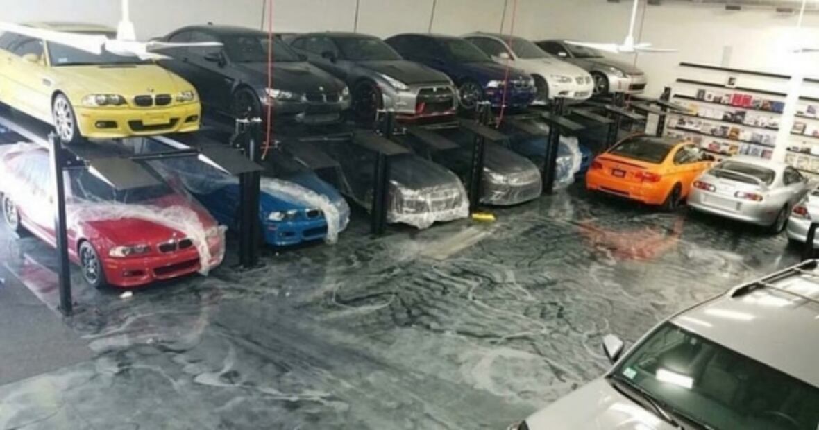 Policía asegura más de 40 autos deportivos e históricos a traficante de drogas en Estados Unidos