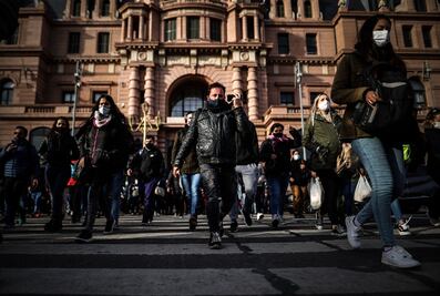 Investigador asegura que la variante Delta debería considerarse como "Covid-21", expertos lo desmienten