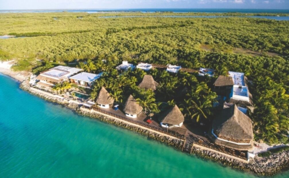 Un hotel rodeado de canales y otros lugares increíbles para dormir en Holbox