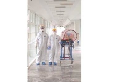 Personal médico acusa discriminación por Covid-19