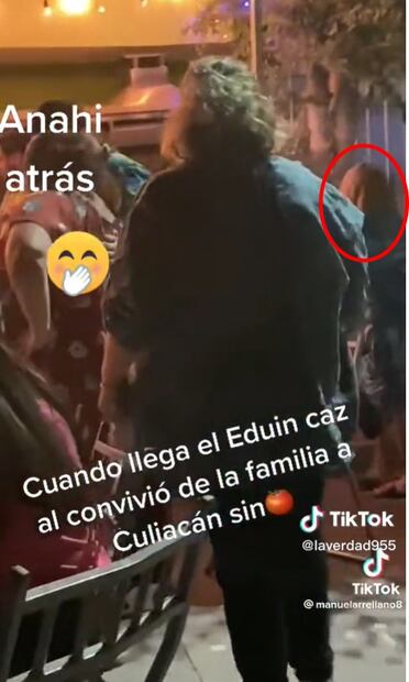 A pesar de que él asegura que están separados, fueron captados en el mismo lugar   Foto: TikTok
