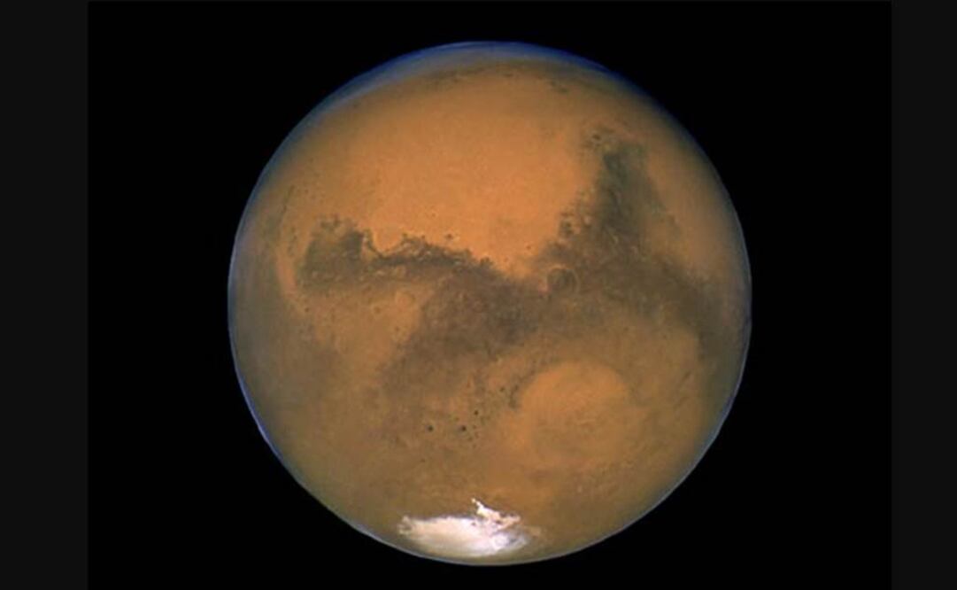 El análisis posterior de estos parámetros es lo que ha dado a los investigadores las pistas sobre la posible existencia de salmuera. Foto: NASA