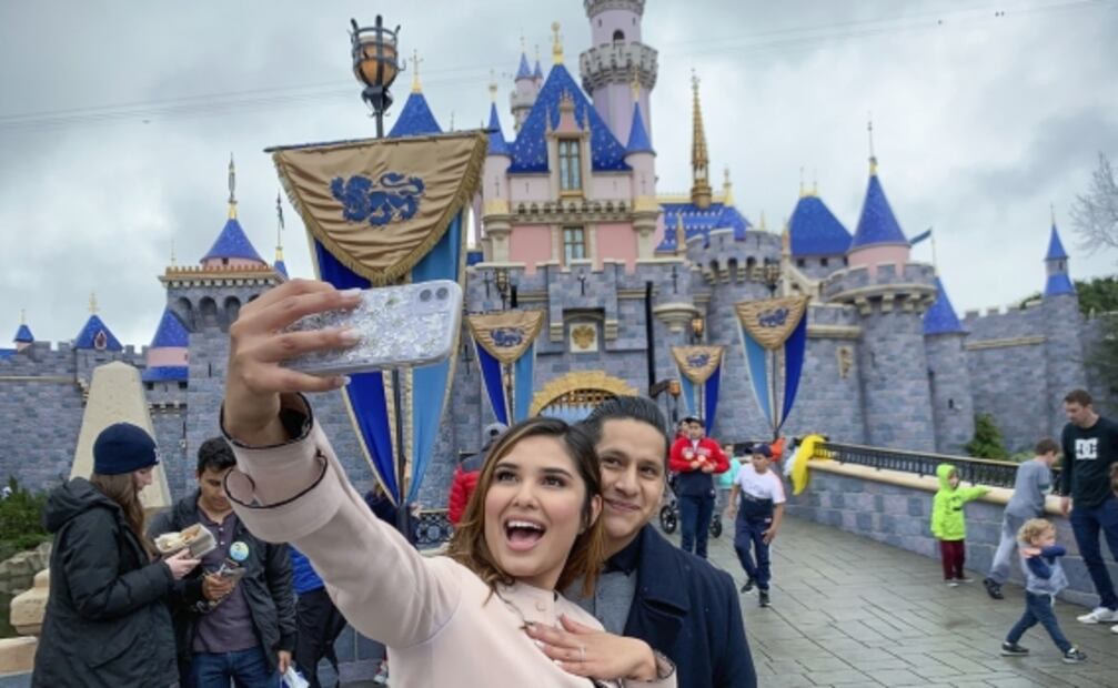 Vuelve la magia, reabren Disneyland en California tras 13 meses de cierre por pandemia