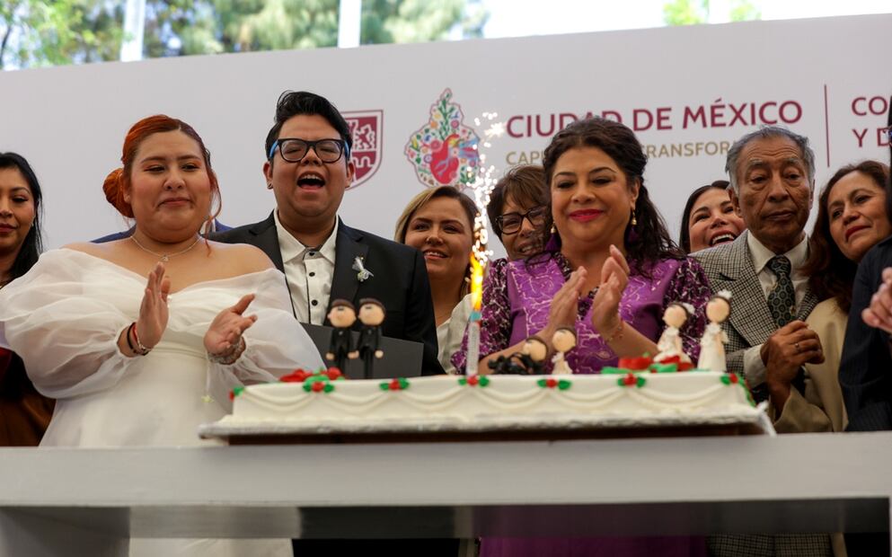 Boda colectiva en Los Pinos. Foto: Francisco Rodríguez / EL UNIVERSAL