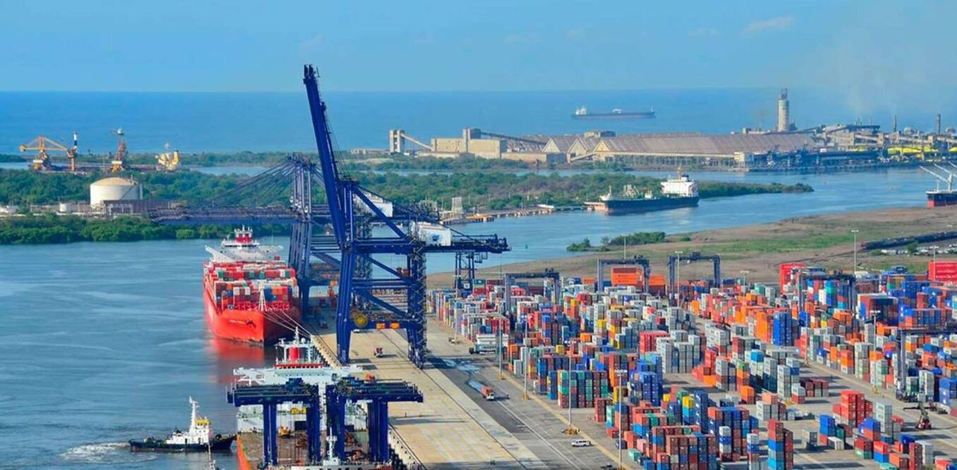 Puerto Lázaro Cárdenas reporta 31% de incremento en carga en contenedores. Foto: safelinkmexico