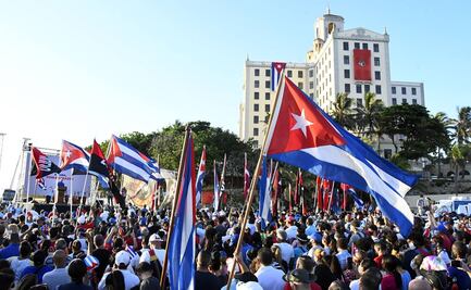 Gobierno de Cuba presume movilización de 100 mil personas a favor del régimen