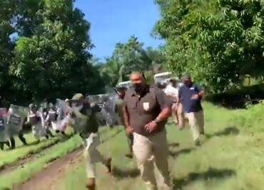 “Ahora sí, valieron ver...”, gritan agentes de Migración a centroamericanos en Chiapas