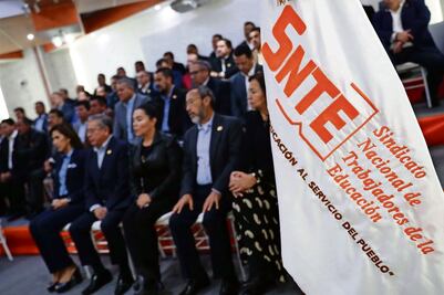 Gobierno usa fideicomisos para mimar a funcionarios