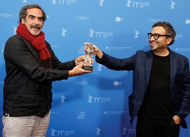 Alonso Ruizpalacios alza el Oso de Plata en una entrega atípica de la Berlinale