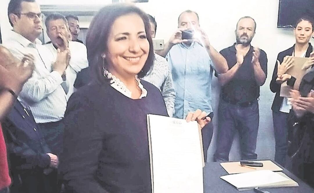 Respaldo. Beatriz Hernández llegó al cargo por la coalición Juntos Haremos Historia, tras renunciar a 30 años como panista (ESPECIAL)