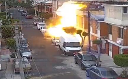 VIDEO: Fuerte explosión en vivienda de Nezahualcóyotl deja cuatro personas heridas