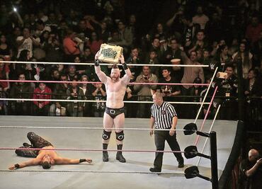 El show de WWE queda a deber