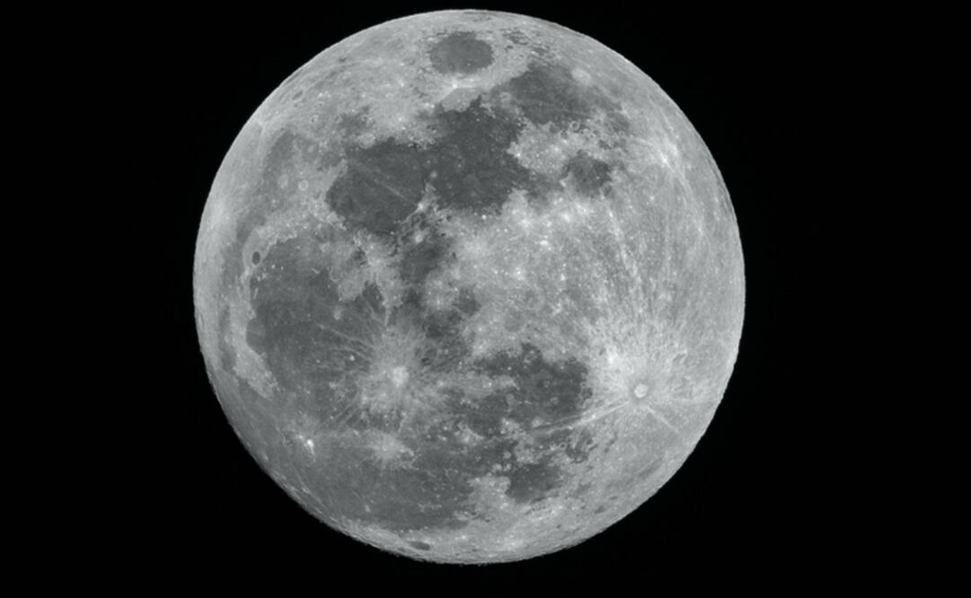 Get ready to watch this week's Strawberry Moon eclipse