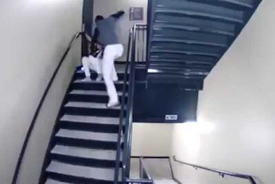 Beisbolista Danry Vásquez golpea brutalmente a su novia