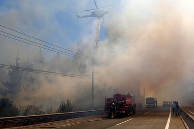 Declaran alerta roja en Viña del Mar y Valparaíso por incendio