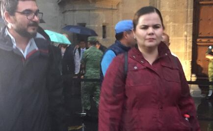 Madre de víctima de la Guardería ABC abandona reunión con AMLO