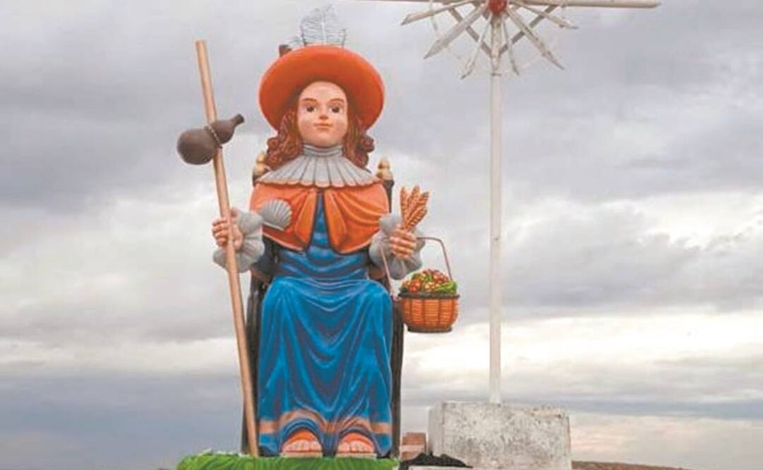 El Santo Niño de Atocha mide siete metros de altura y pesa tres toneladas. Foto: Especial.