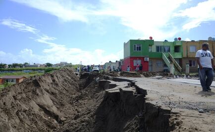 Se abre socavón en el puerto de Veracruz