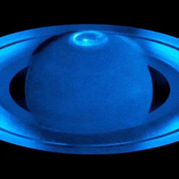 Detectan auroras boreales en Saturno