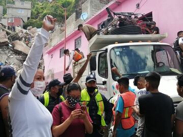 Autoridades reportan un muerto y 10 personas desaparecidas tras derrumbe en el Cerro del Chiquihuite