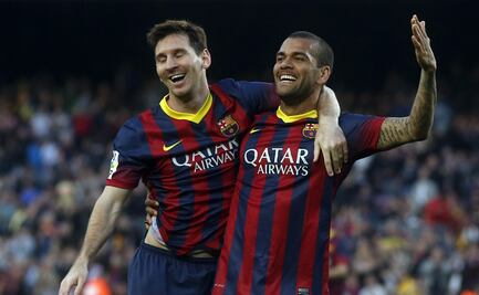 Los dos mejores goles de Dani Alves con el Barcelona
