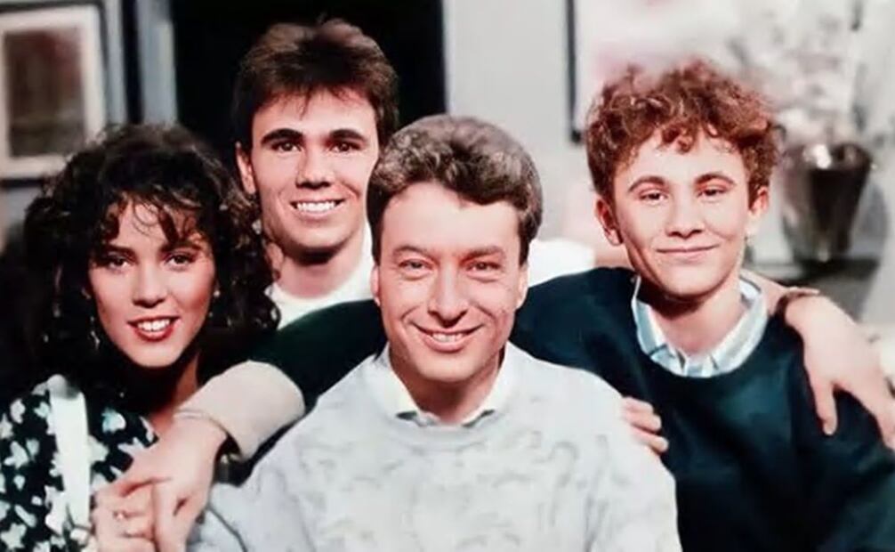 César Costa  en "Papá soltero". Foto: César Costa vía Instagram