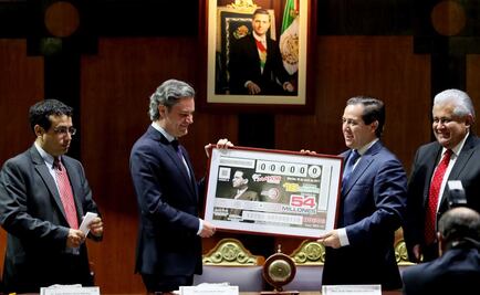 Lotería Nacional rinde homenaje a Torres Bodet