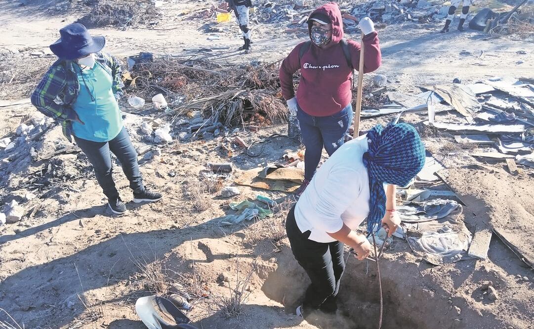 Cada fin de semana, el colectivo Búsquedas por La Paz acude a arroyos, brechas y cualquier lugar donde se les informa que hay posibles restos de personas. foto: Especial