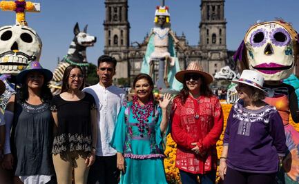 Brugada inaugura la Mega Ofrenda de Día de Muertos en el Zócalo; homenajea a diosas prehispánicas