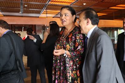 "México ni reconoce ni desconoce gobiernos", dice Dulce María Sauri en alusión a Venezuela