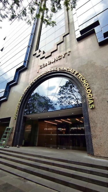 Conahcyt dijo desde el viernes que no había recibido ninguna determinación judicial para suspender la aplicación de la Ley HCTI. Foto: Archivo / EL UNIVERSAL