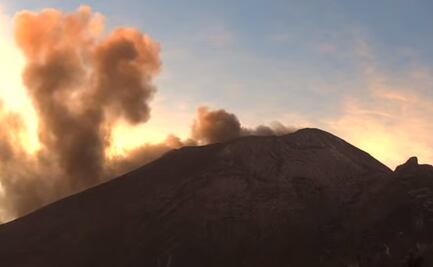 EN VIVO Sorprende el Popocatépetl a capitalinos con fumarola y bello amanecer