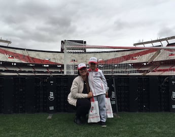 El niño que vendió sus juguetes para ir a la final de la Libertadores