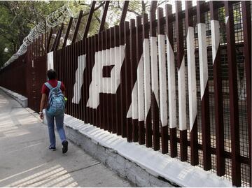 Entra en paro Escuela Nacional de Ciencias Biológicas del IPN; acusan a directora de desvío de recursos